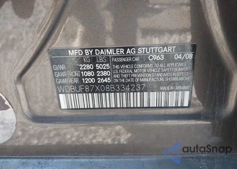 2008 Mercedes-Benz E 350 4Matic z USA, uszkodzony, nr VIN WDBUF87X08B334237